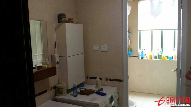 急售通盛上?；▓@精裝修家具家電齊全拎包入住