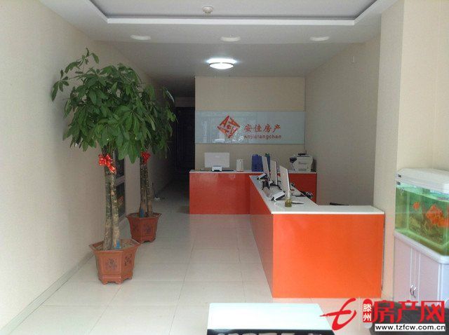 新興小區(qū)學(xué)區(qū)房好位置全套家具家電拎包住可隨時(shí)看房