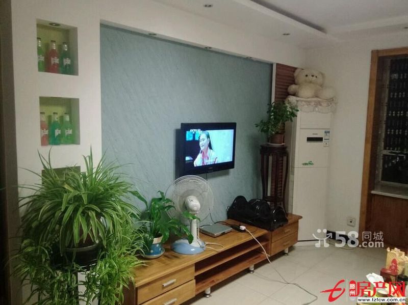 香格里拉，精裝修，供暖，全套家具家電，拎包即住