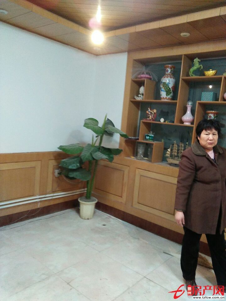 北安居小區，精裝修，全套家具家電，供暖，拎包即住