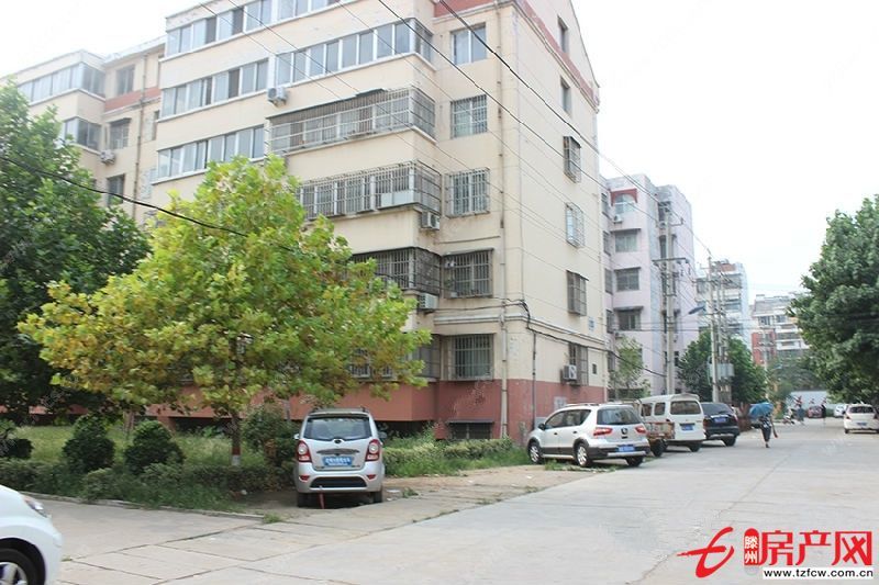 誠信花園，經典多層，東戶，可貸款