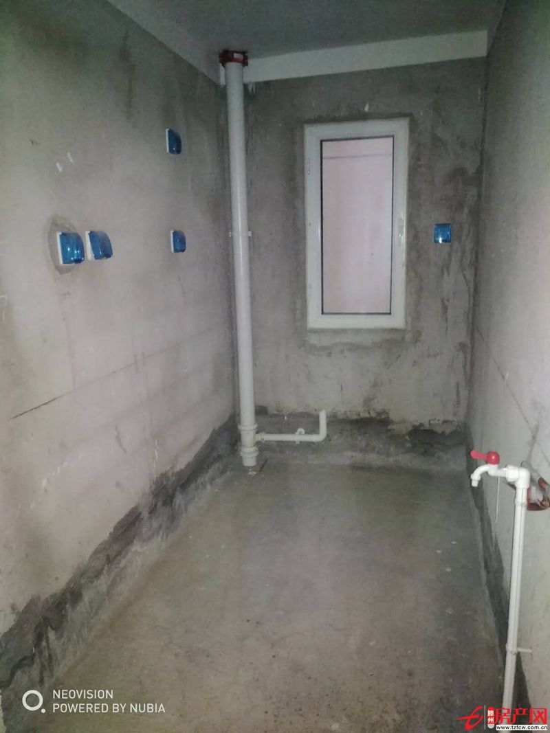 金河灣兩室兩廳，含上房費回遷房
