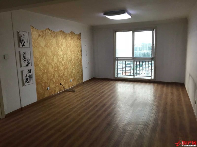 濱江國際對過，陽光麗景，3室2廳，精裝，黃 金樓層 ，可貸款