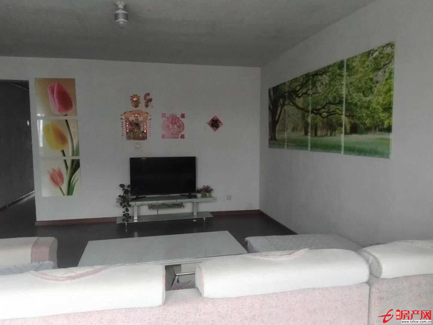 和諧康城；證滿兩年可貸款，有鑰匙隨時看房，價格可議。