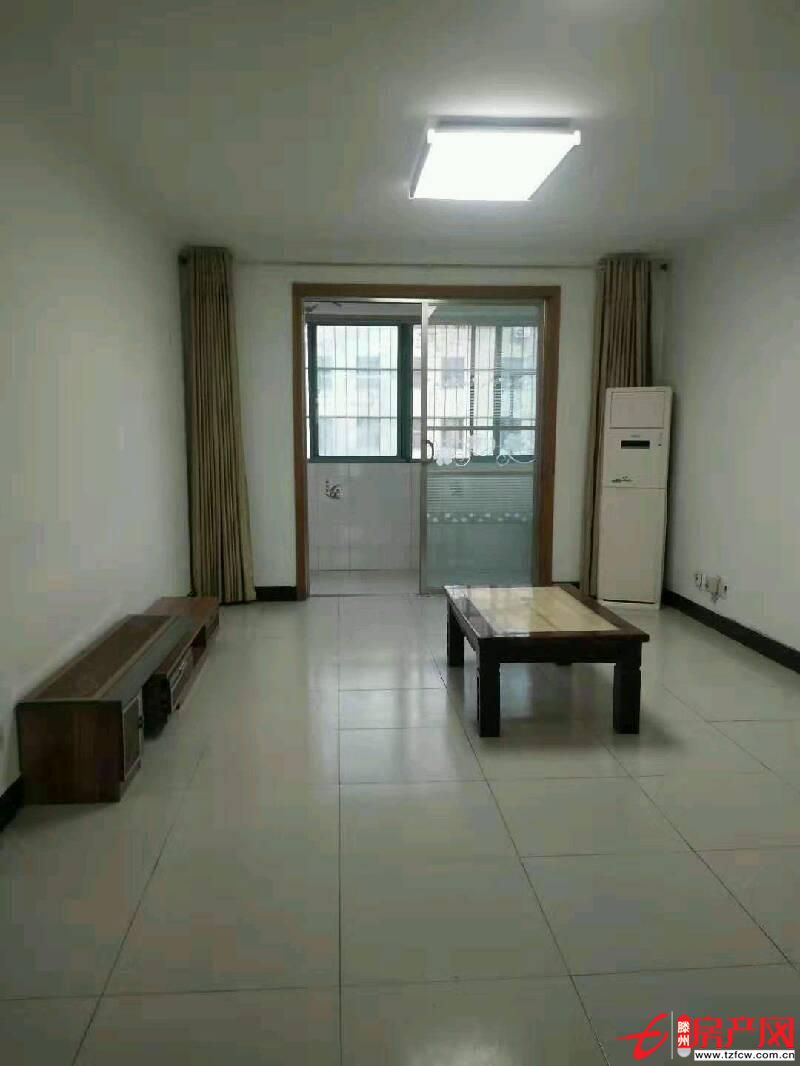 東方佳苑南北通透送全部家具，證滿五年可貸款，隨時看房