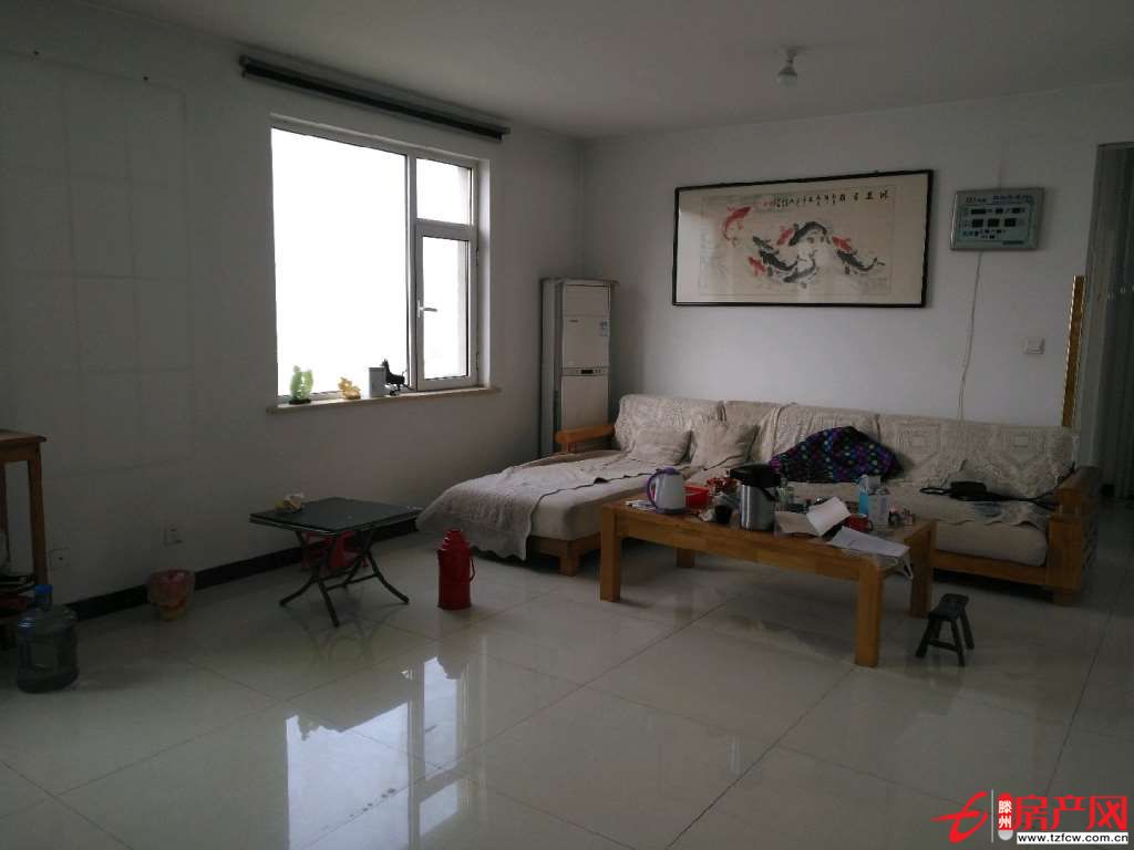 愛家豪庭好樓層，送個車位，證滿兩年，可以貸款