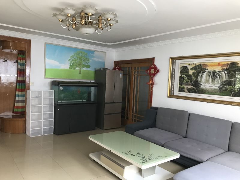 普通裝修4室2廳2衛167m21900元/月